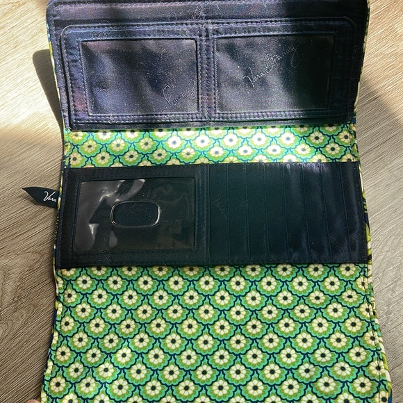 Vera Wallet - Picture 6 of 8